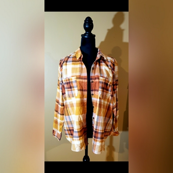 Orange Sunflower Custom Minnesota Patched Flannel - Picture 2 of 4